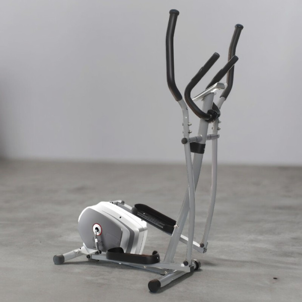 Эллиптический тренажер / Эффективный, безопасный и надежный